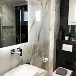 Daria's Luxury Apartment-the Hidden Gem Διαμέρισμα *