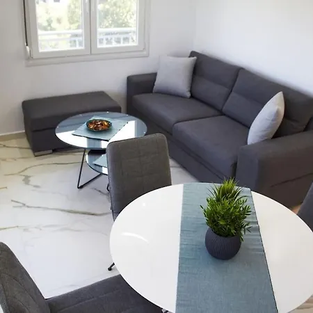 Daria’s Luxury Apartment-the Hidden Gem