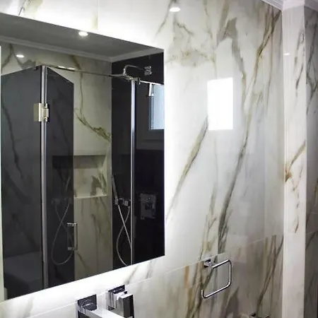 Daria's Luxury Apartment-the Hidden Gem 埃帕诺米