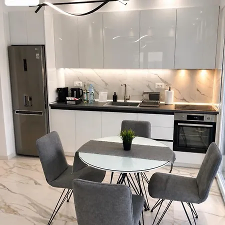 Daria’s Luxury Apartment-the Hidden Gem Epanomí