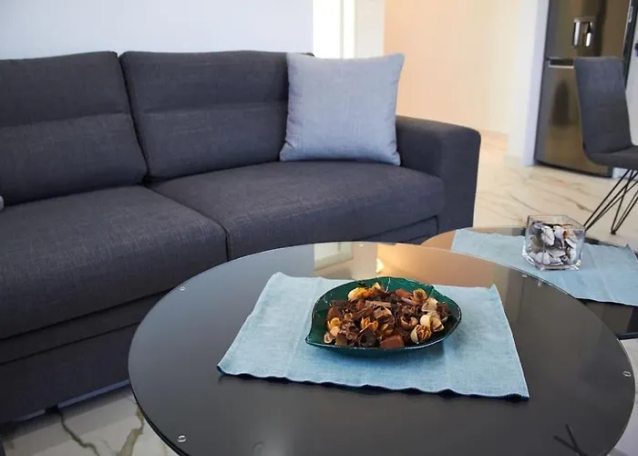 Daria's Luxury Apartment-the Hidden Gem * Epanomi